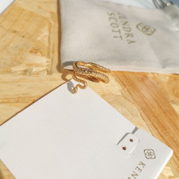 NEW | Kendra Scott Phoenix Vintage Gold Wrap Ring Size 7 Size 7 - Picture 2 of 3